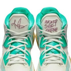 Nike Kyrie Infinity Basketball Shoes