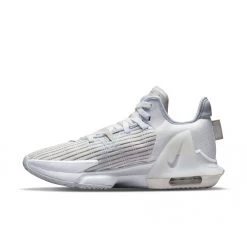 Nike LeBron Witness 6 Basketball Shoes