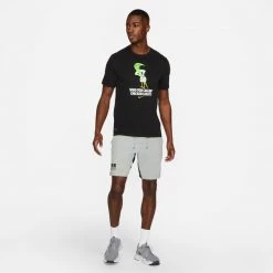 Nike Dri-FIT Men's Graphic Training T-Shirt Sportswear