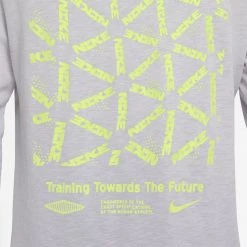 Nike Dri-FIT Men's Long-Sleeve Training T-Shirt