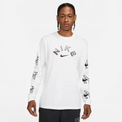 Nike Sportswear Men's Long-Sleeve T-Shirt