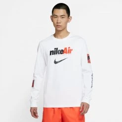 Nike Sportswear Men's T-Shirt