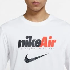 Nike Sportswear Men's T-Shirt
