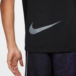Nike Men's Basketball T-Shirt
