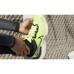 Nike ZoomX Invincible Run Flyknit Men's Running Shoe 19 Nike ZoomX Invincible Run Flyknit Men's Running Shoe