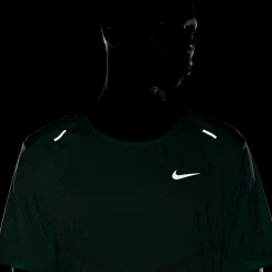 Nike Dri-FIT Rise 365 Men's Short-Sleeve Running Top